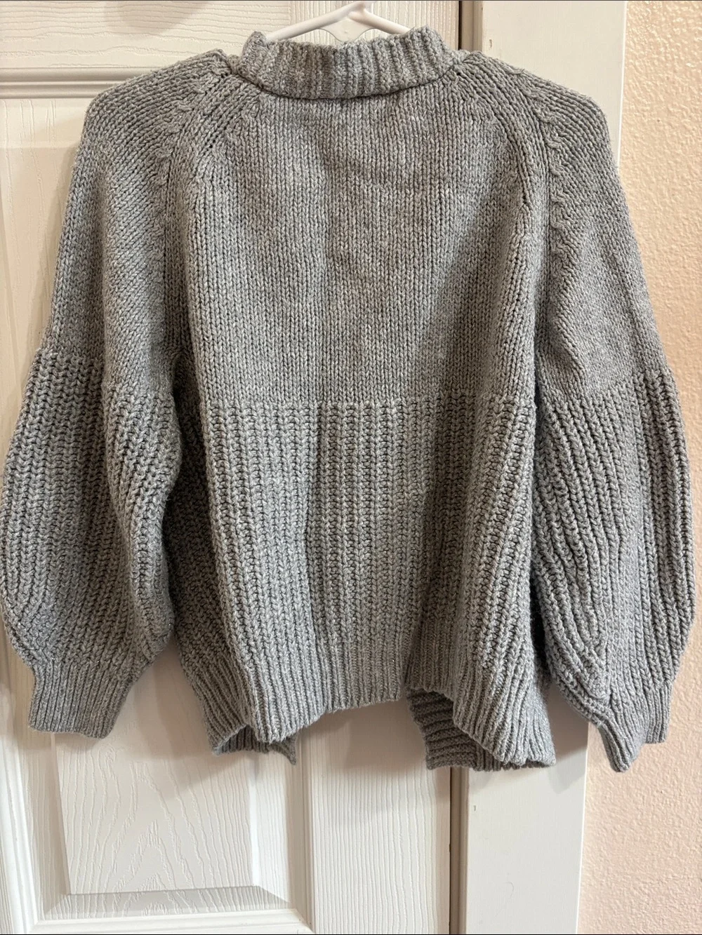 Cat & Jack Light Gray Chunky Open-Front Girls Cardigan